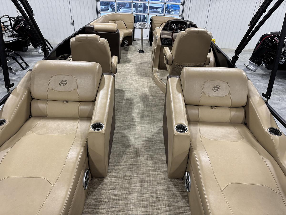 Used 2018 Lowe 250 Retreat