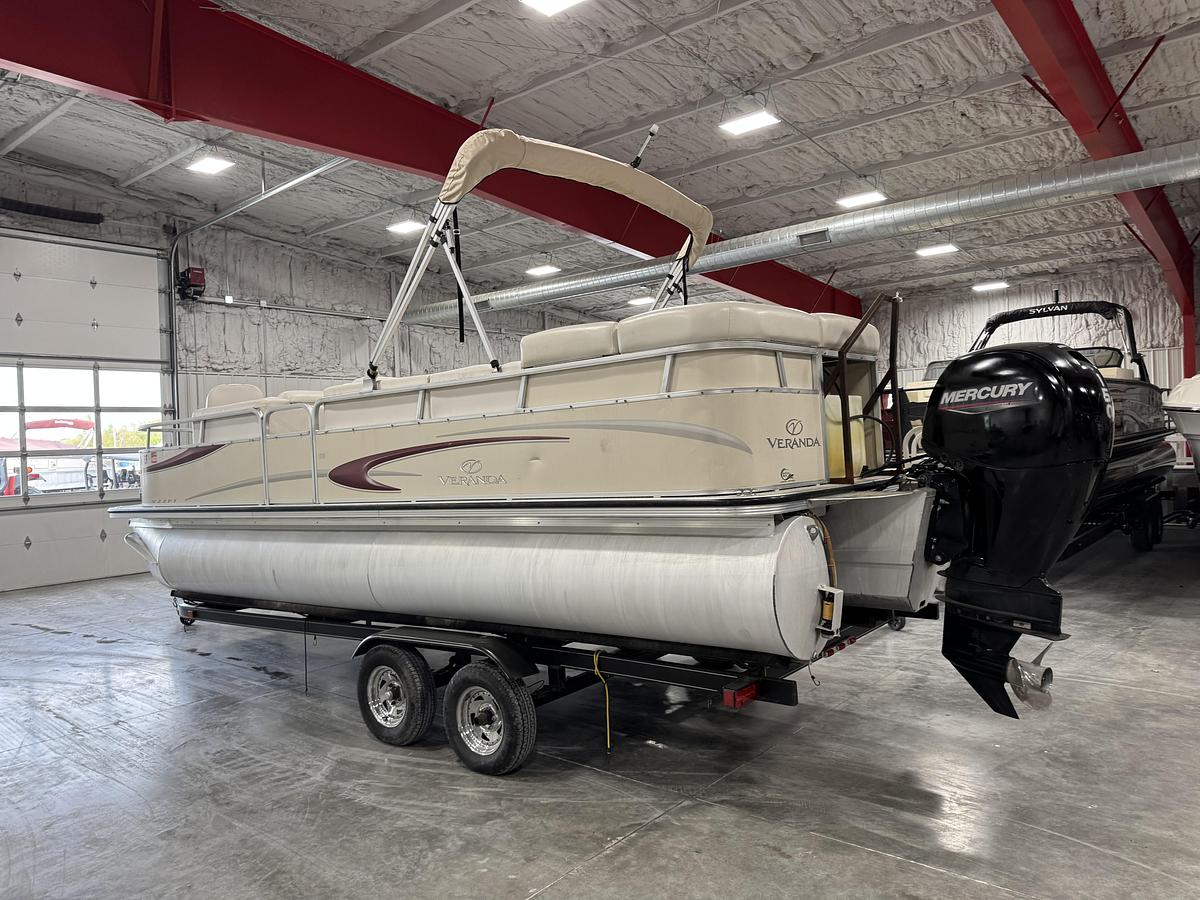 Used 2007  Veranda VP 22