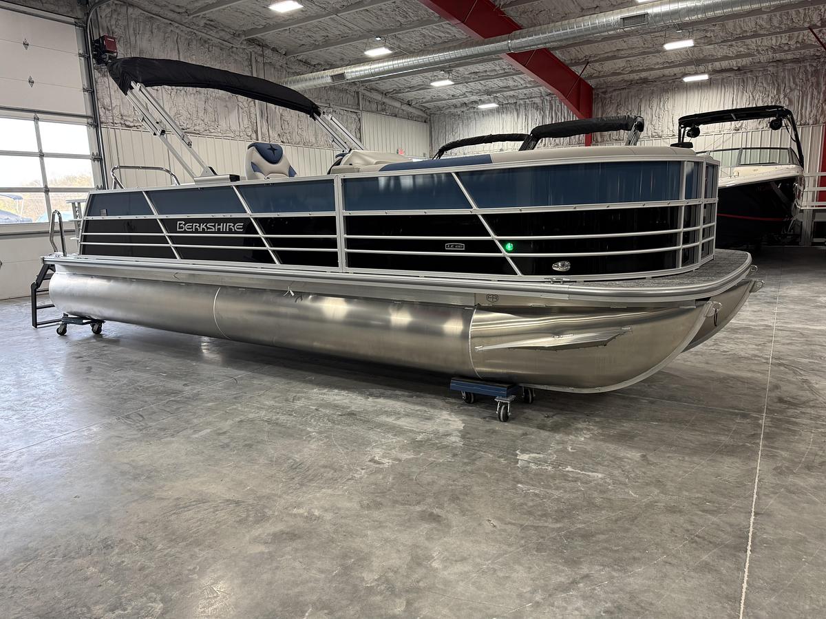 2026 Berkshire 24 UL LE