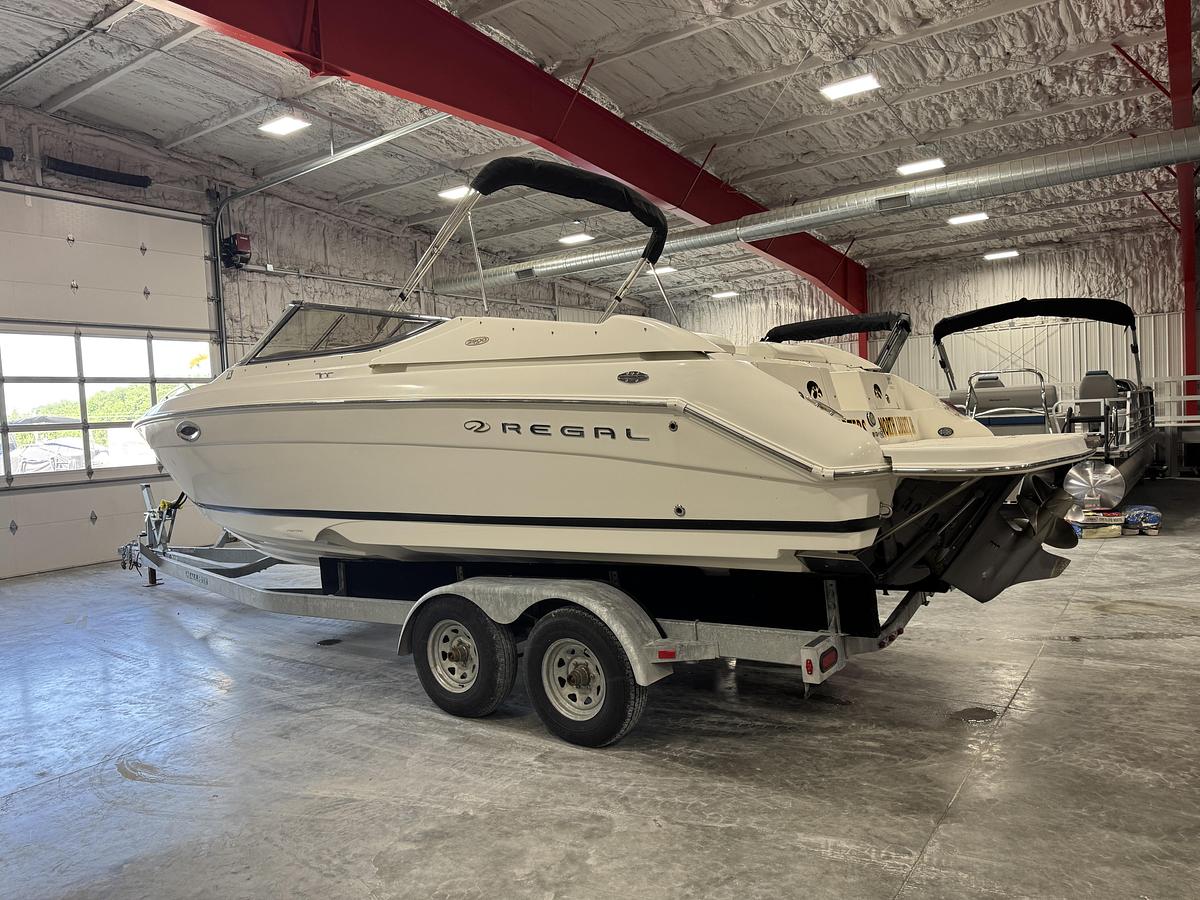 Used 2003 Regal 2900 LSR
