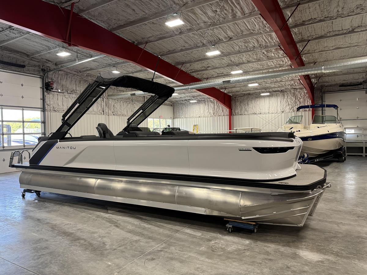 Used 2025 Manitou 26 Explore
