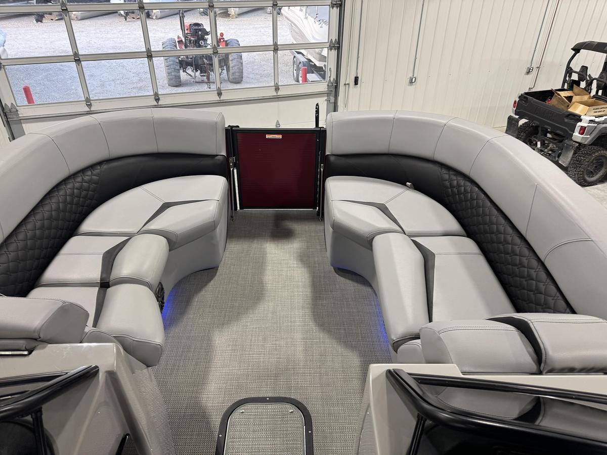 Used 2021 Manitou LX 25