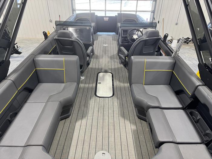 Used 2022 Manitou 24 Explorer