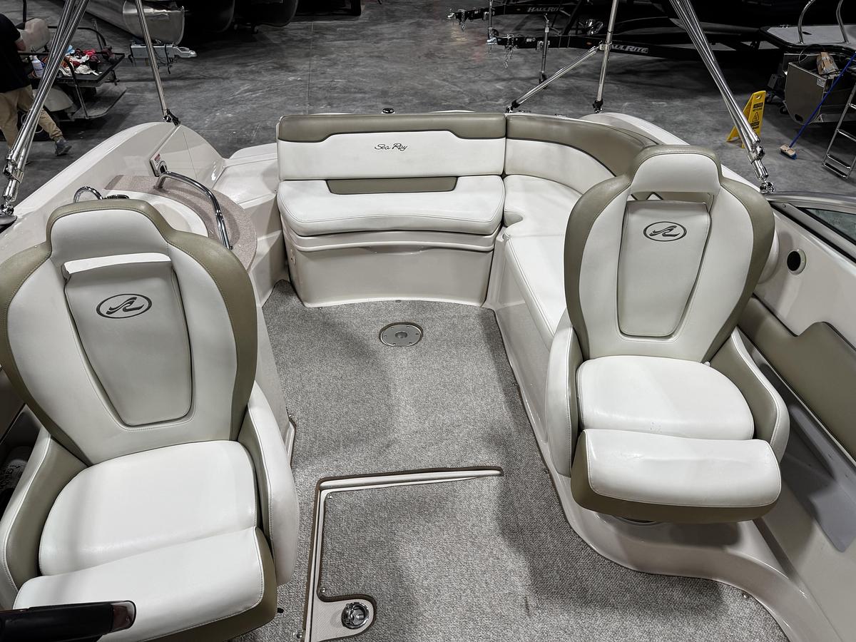 Used 2007 Sea Ray 260 Sundeck