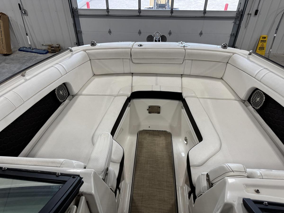 Used 2018 Sea Ray 270 SDX