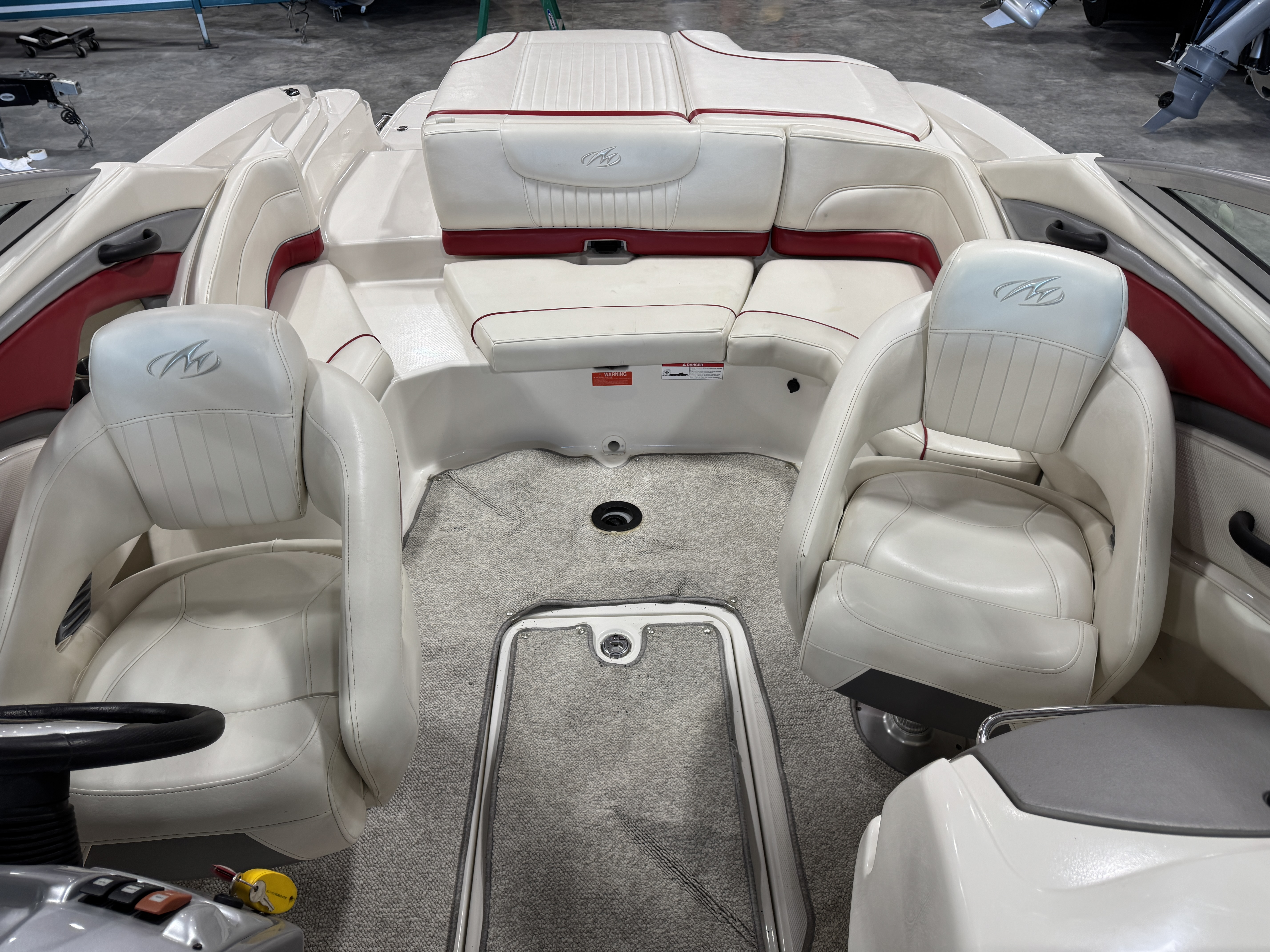 Used 2006 Monterey 234 FS