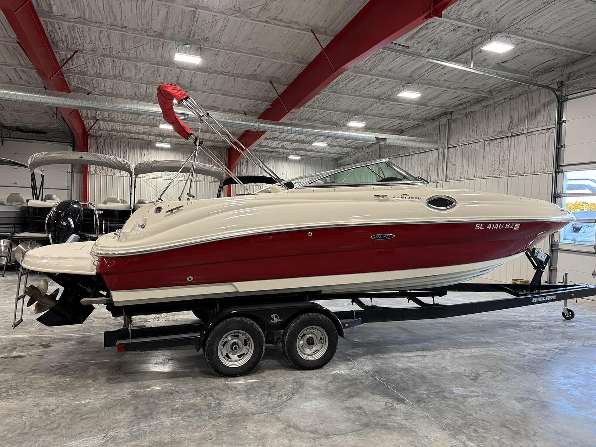 Used 2008 Sea Ray 240 Sundeck