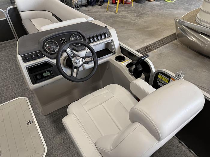 Used 2023 Sweetwater 2286