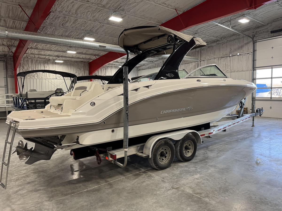 Used 2008 Chaparral 284 Sunesta
