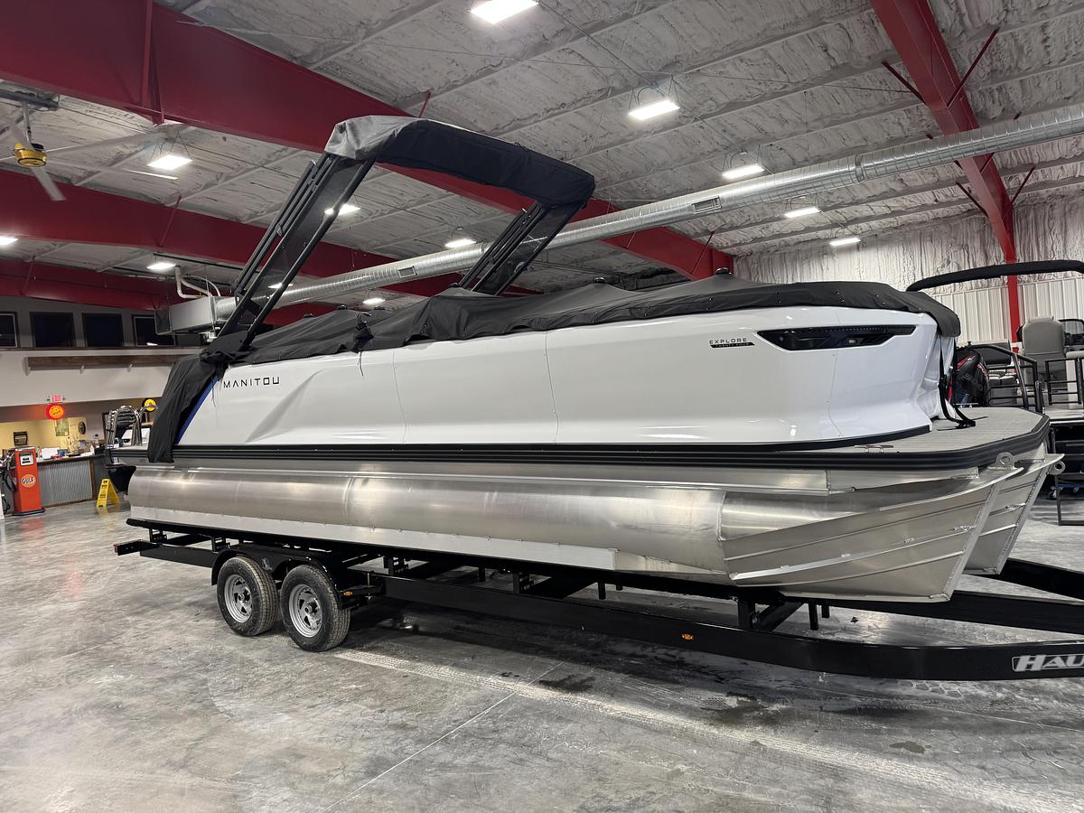 2025 Manitou 24 Explore