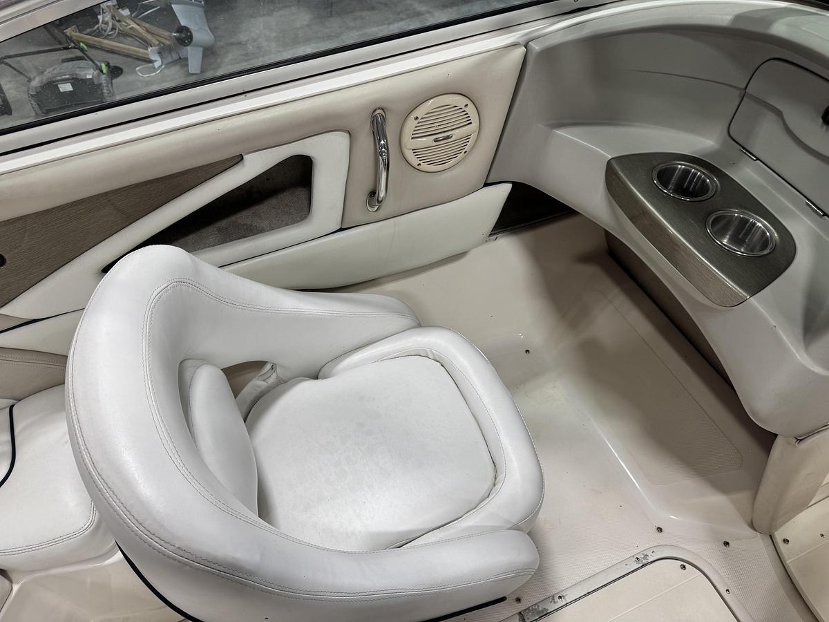 Used 2006 Bryant 206 BR