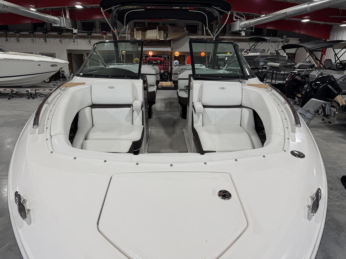 Used 2015 Regal 2800