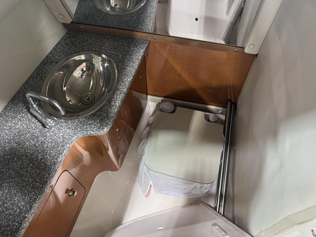 Used 2009 Chaparral 256 SSI