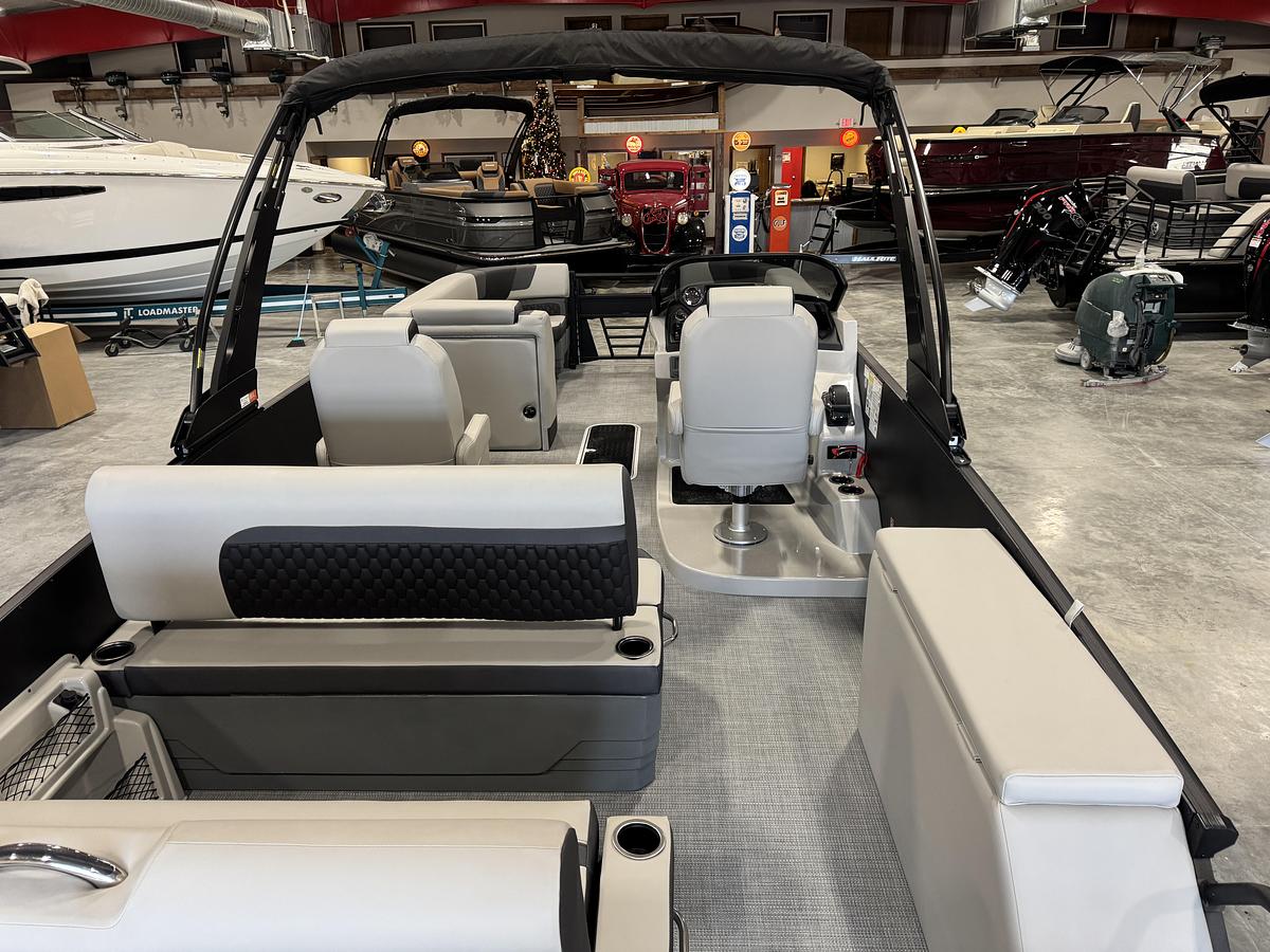 2026 Sylvan L-5 Platinum