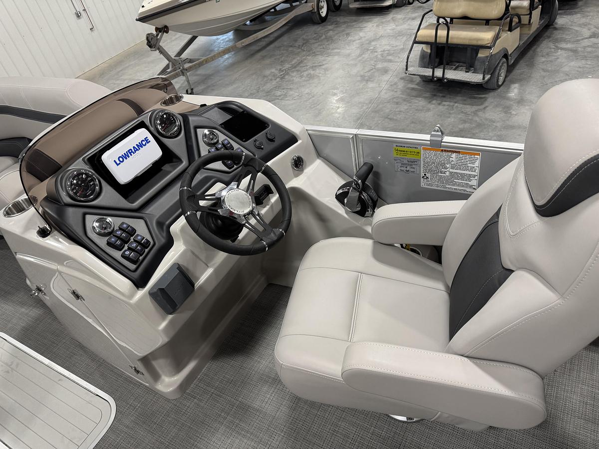 Used 2022 Sylvan L-5