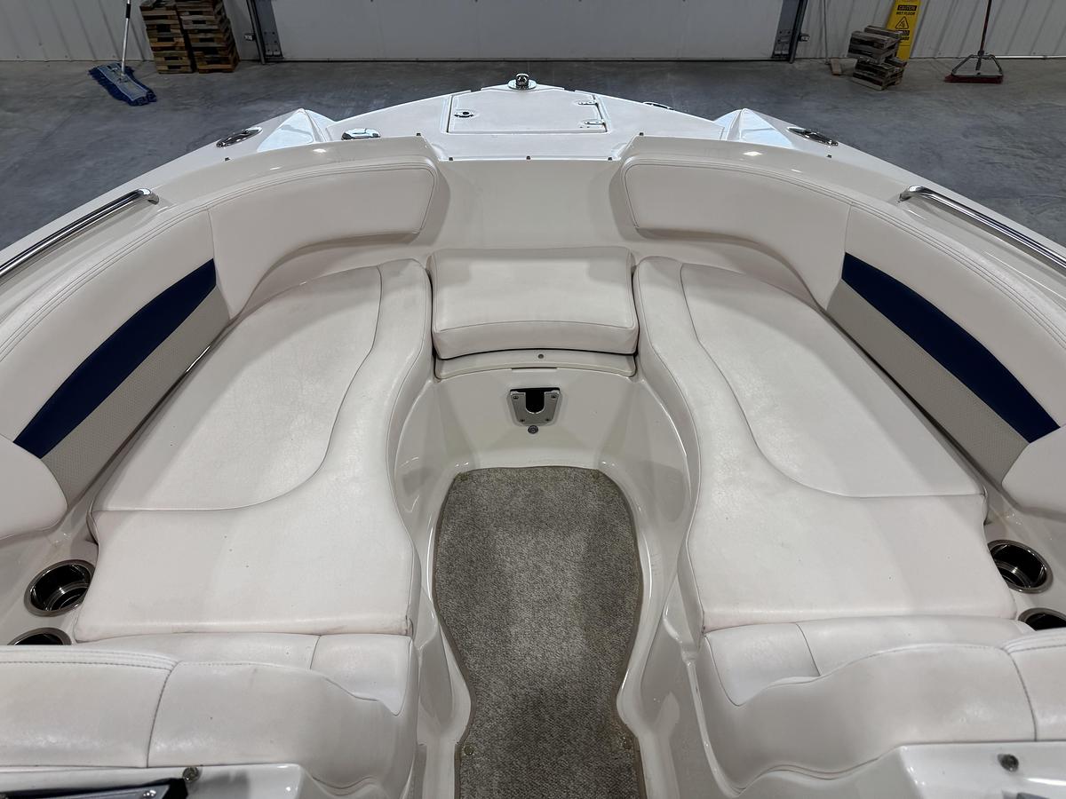 Used 2008 Chaparral 244 Sunesta