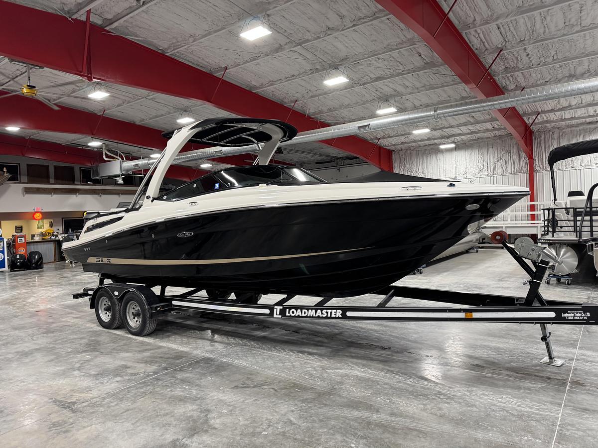 Used 2015 Sea Ray 250 SLX