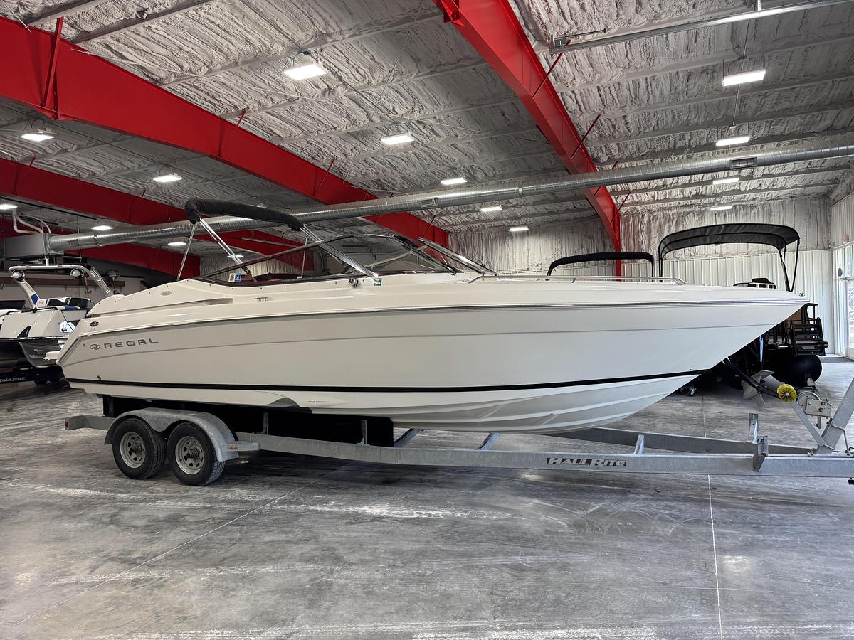 Used 2003 Regal 2900 LSR
