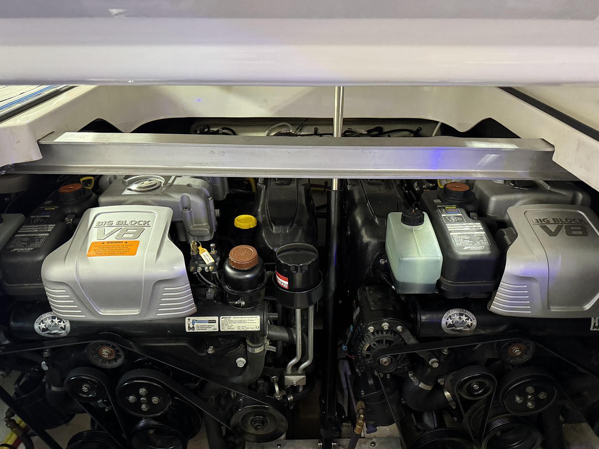 Used 2015 Chaparral 327 SSX