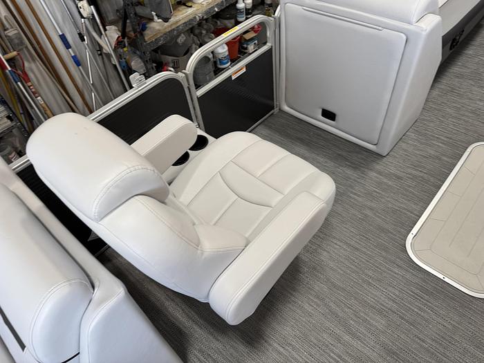 Used 2023 Sweetwater 2286