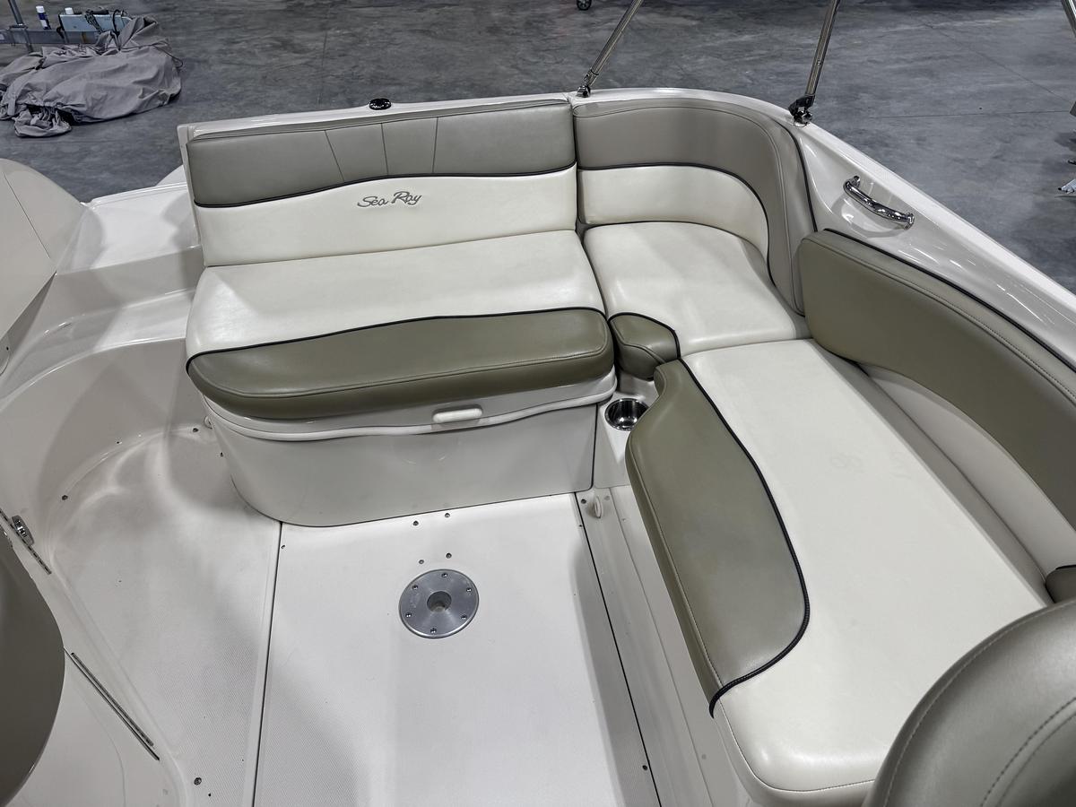 Used 2005 Sea Ray 240 Sundeck