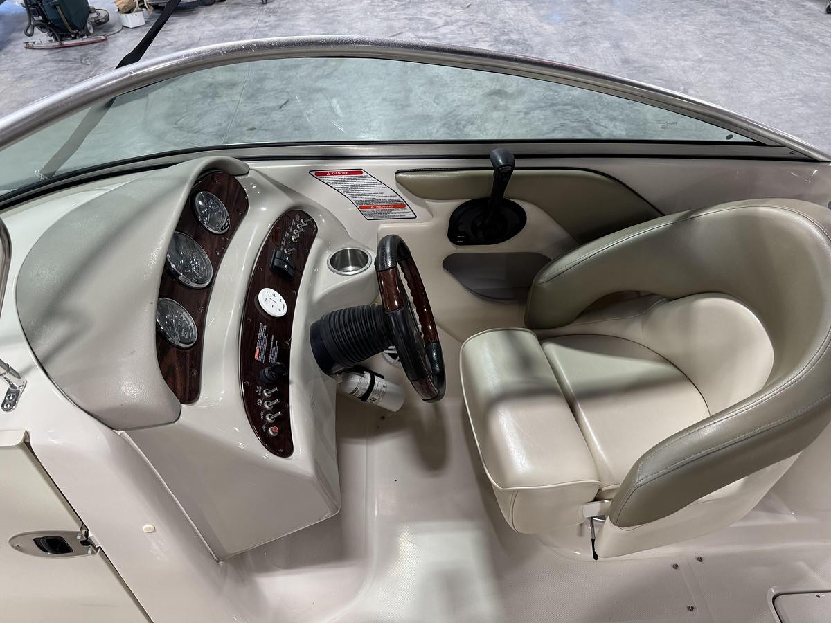 Used 2005 Sea Ray 240 Sundeck