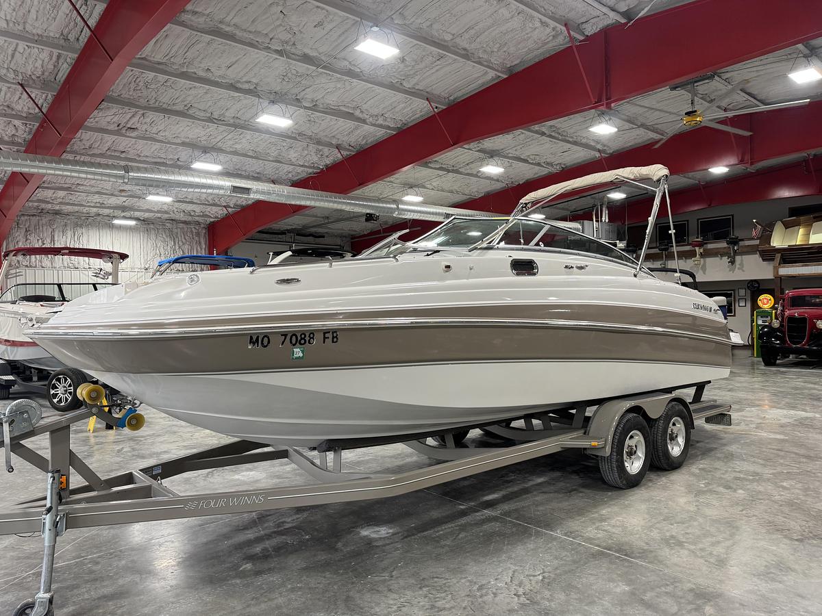 Used 2004 Four Winns 264 Funship