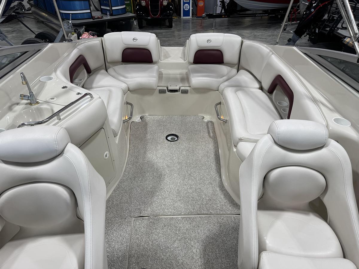 Used 2004 Crownline 270 BR