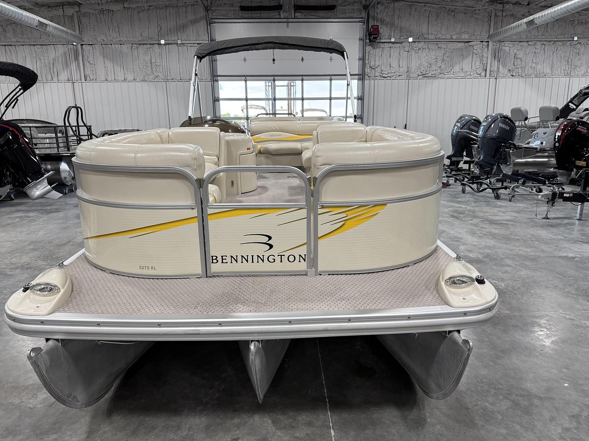 Used 2005 Bennington 2275 RL