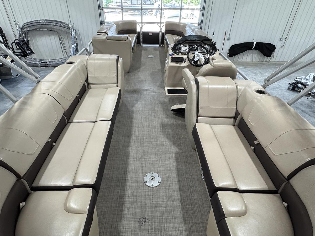 Used 2018 Sun-Tracker 24 Party-Barge DLX XP-3