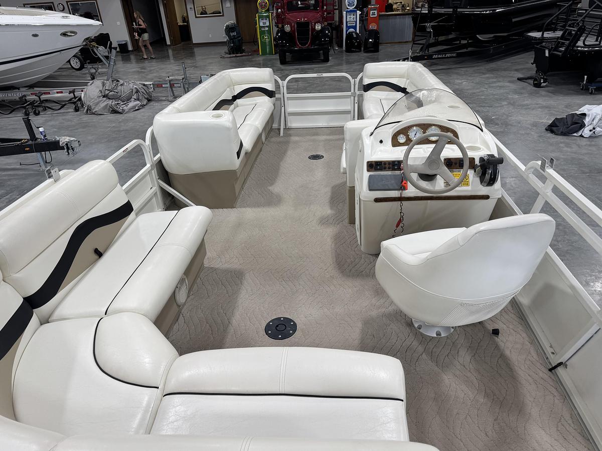 Used 2010 Bentley 243 Cruise