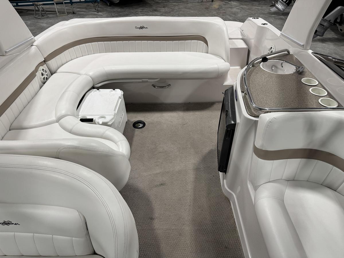 Used 2005 Four Winns 285 Sundowner