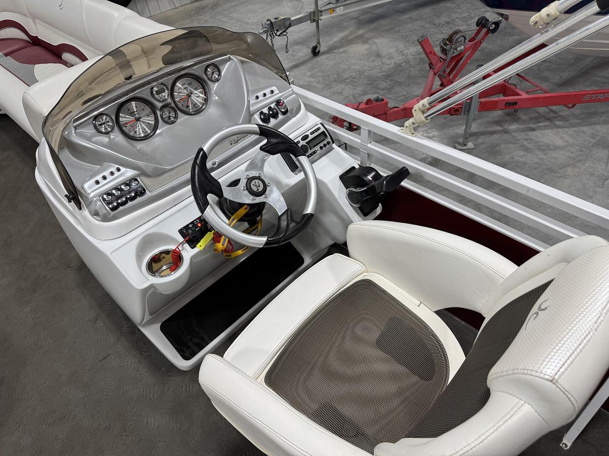 Used 2012 JC Tritoon 21 Neptoon