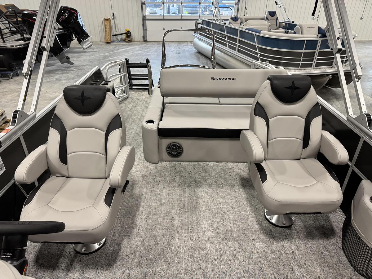 2026 Berkshire 24 UL LE