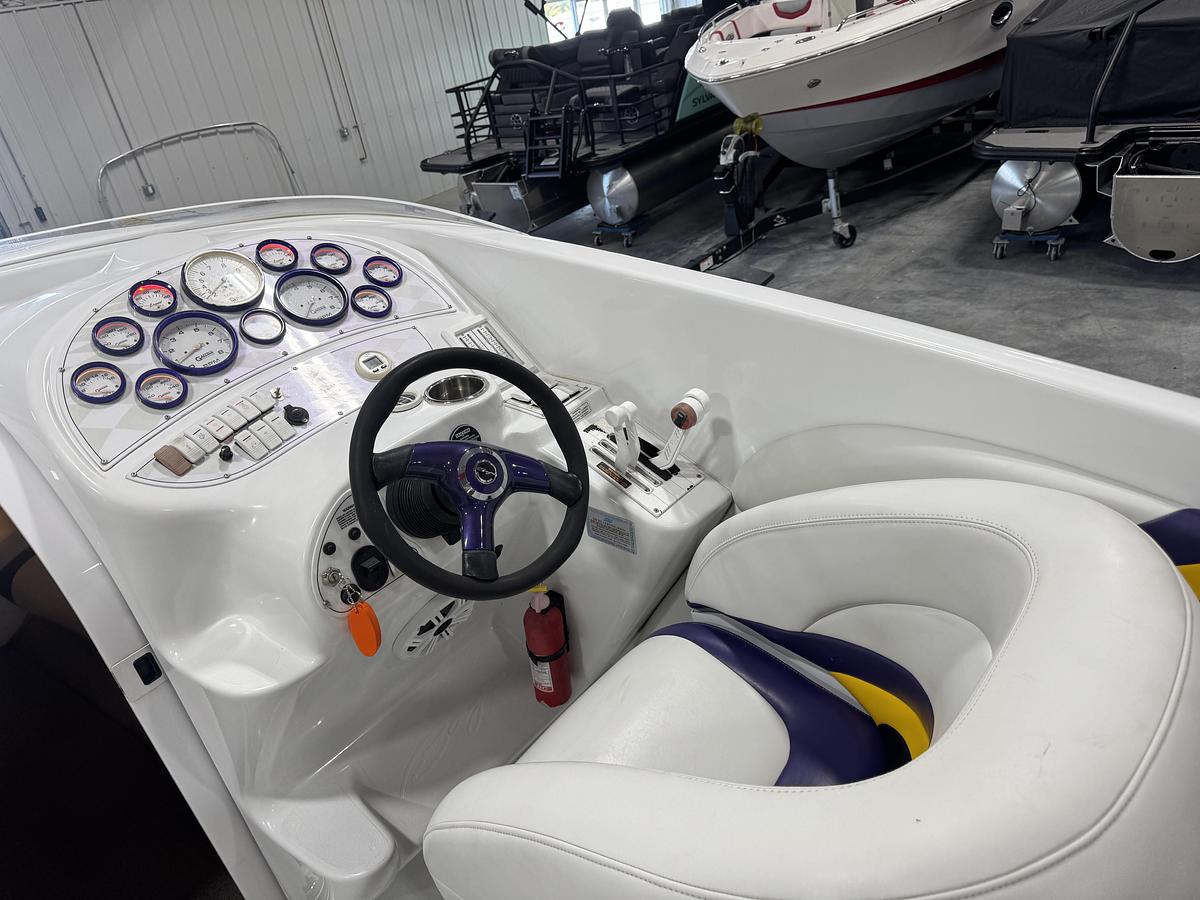 Used 2000 Baja 29 Outlaw