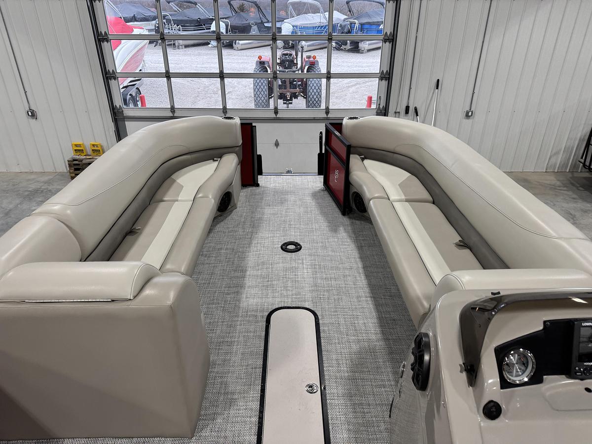 Used 2019 Cypress Cay 252 Island Breeze