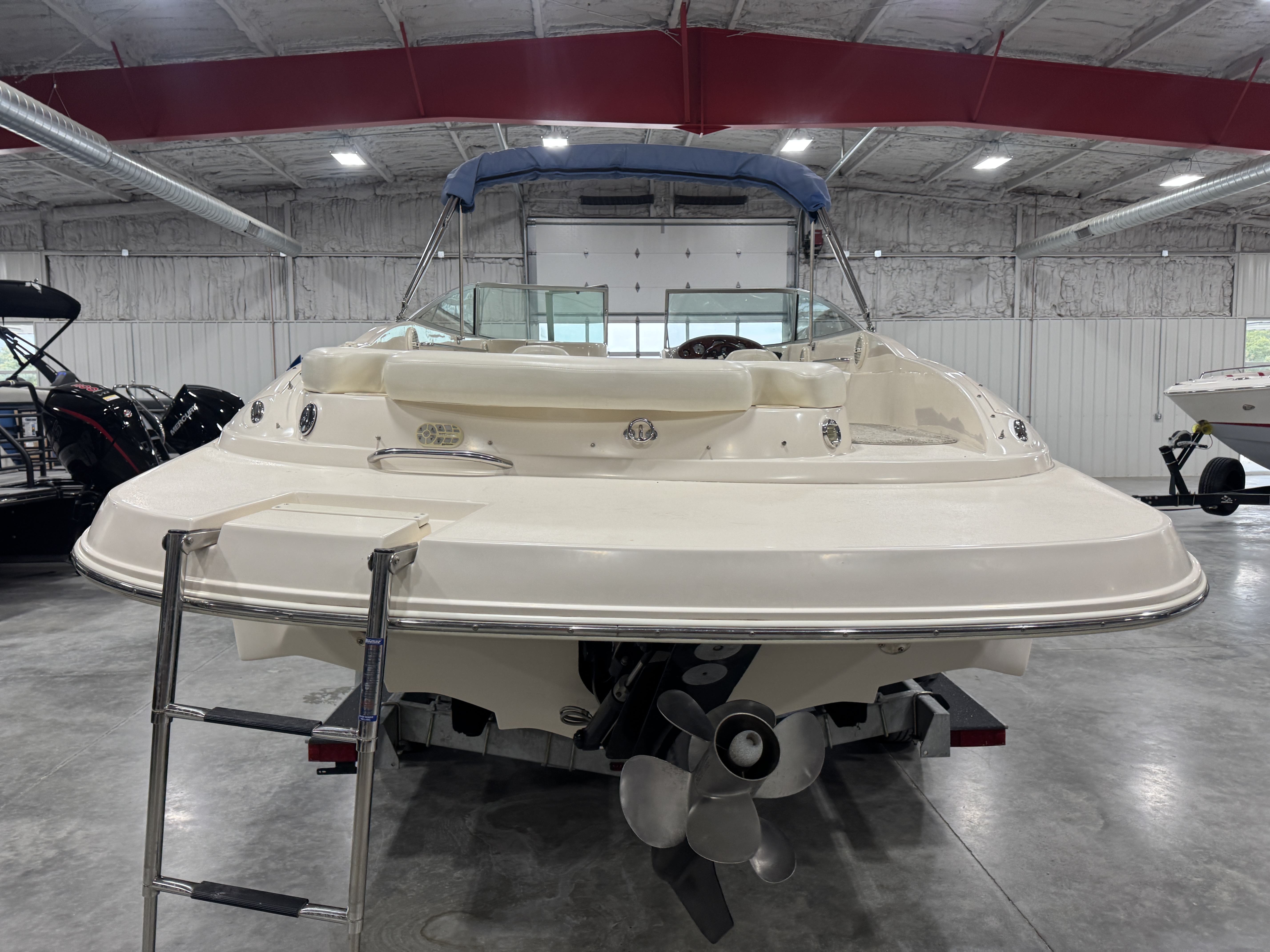 Used 2004 Rinker 262 BR