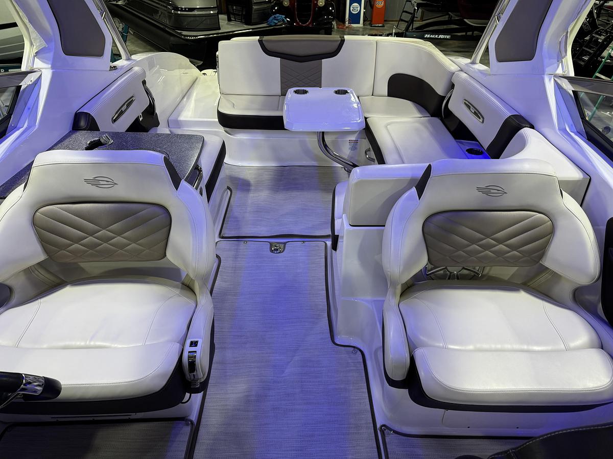 Used 2019 Chaparral 317 SSX