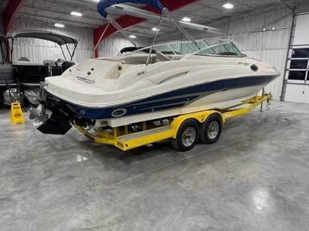 Used 2004 Sea Ray 270 Sundeck