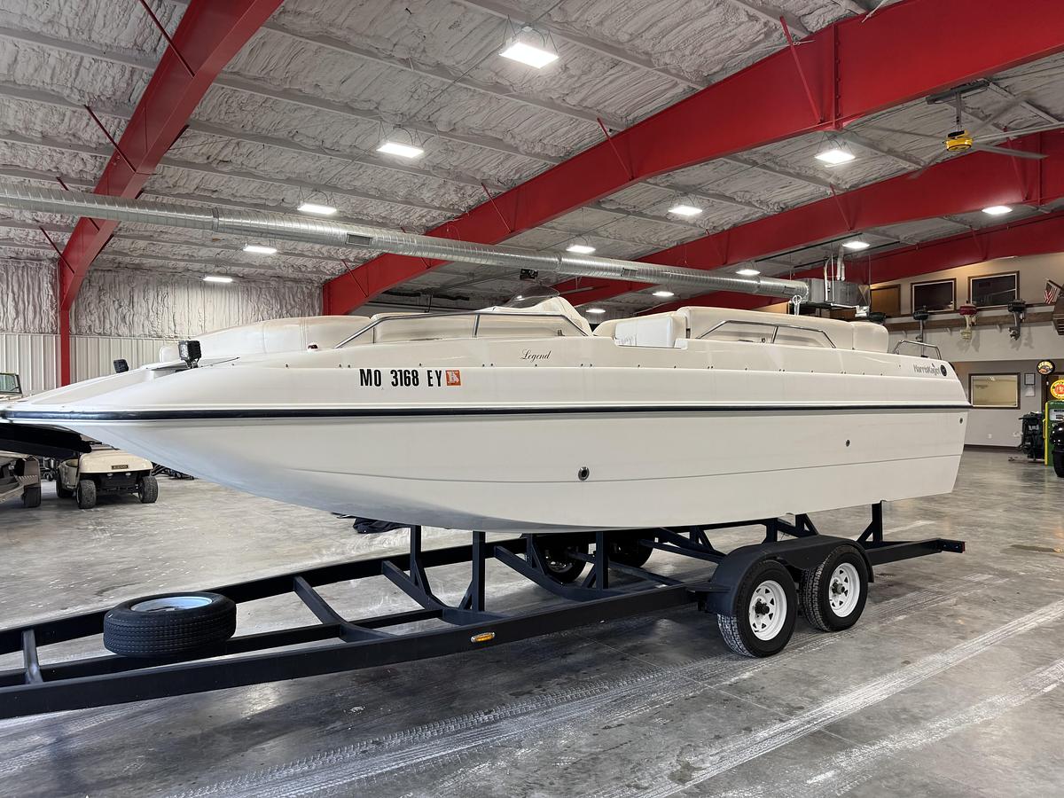 Used 2000 Harris-Kayot 24 Legend