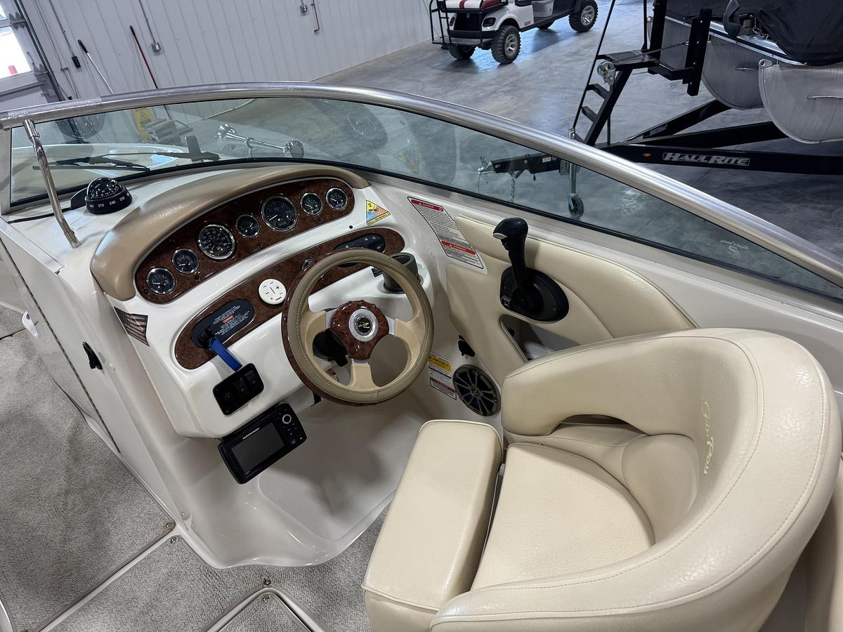 Used 2001 Sea Ray 240 Sundeck