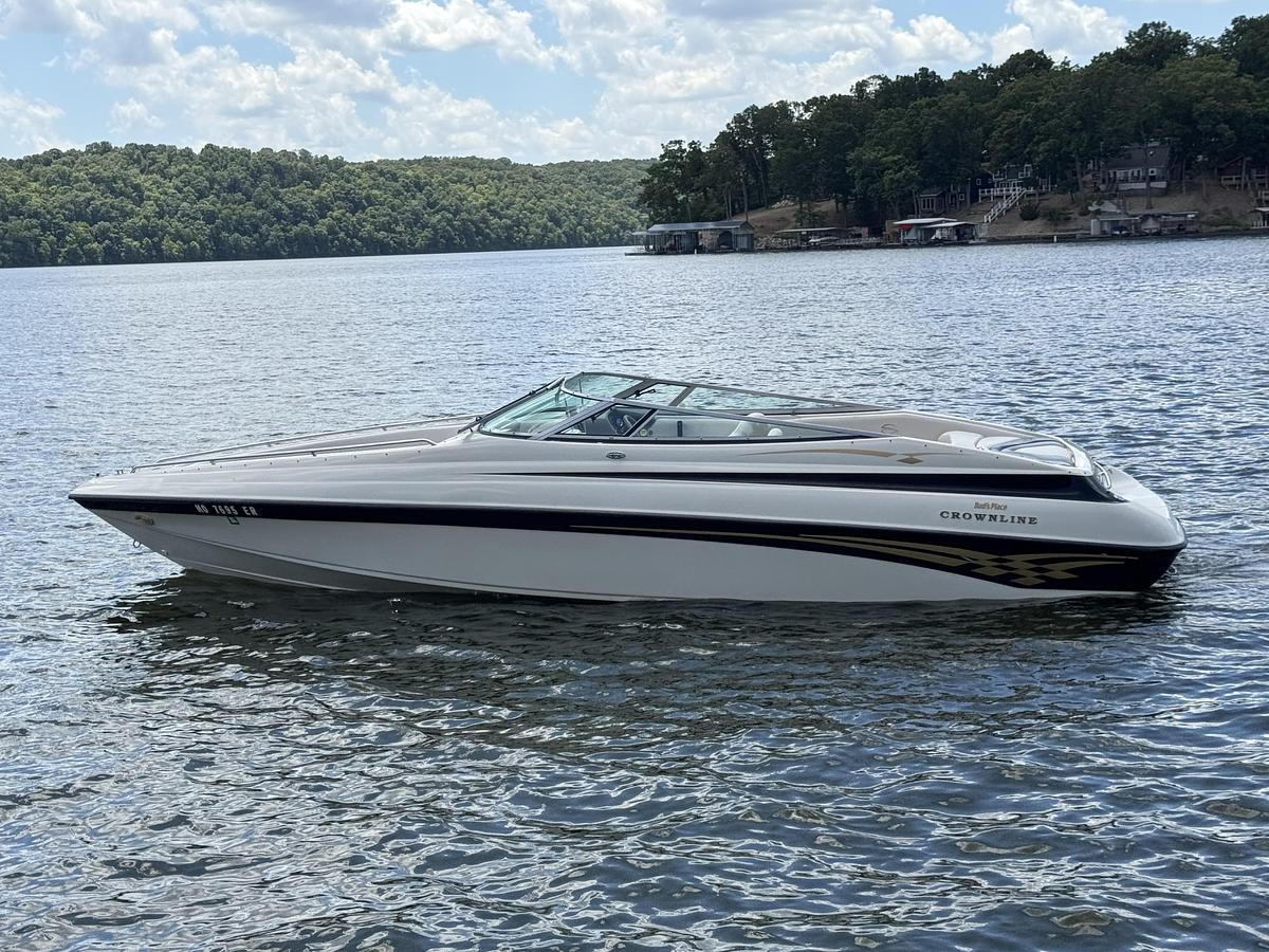 Used 2000 Crownline 266 BR