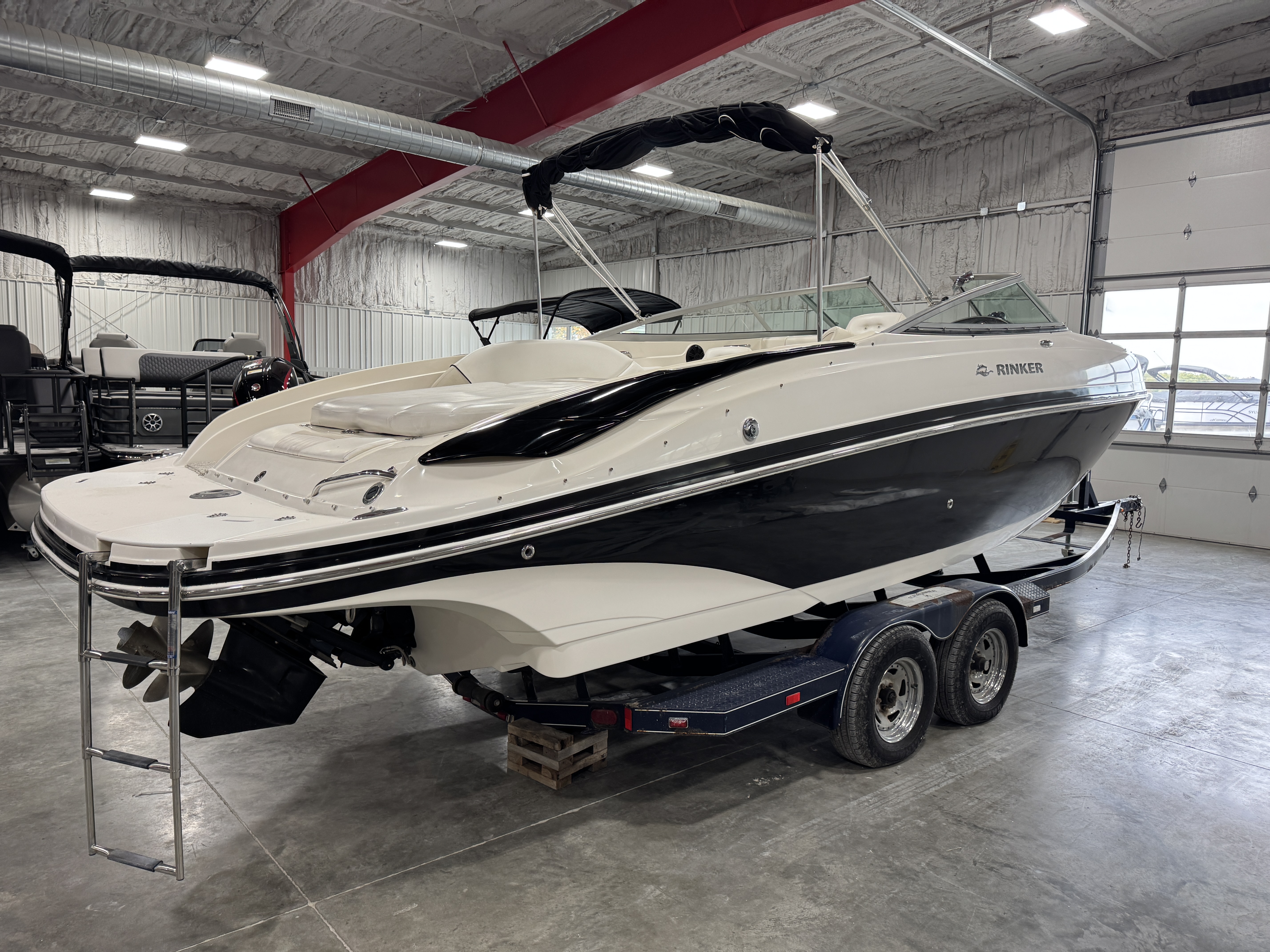 Used 2006 Rinker 246 BR