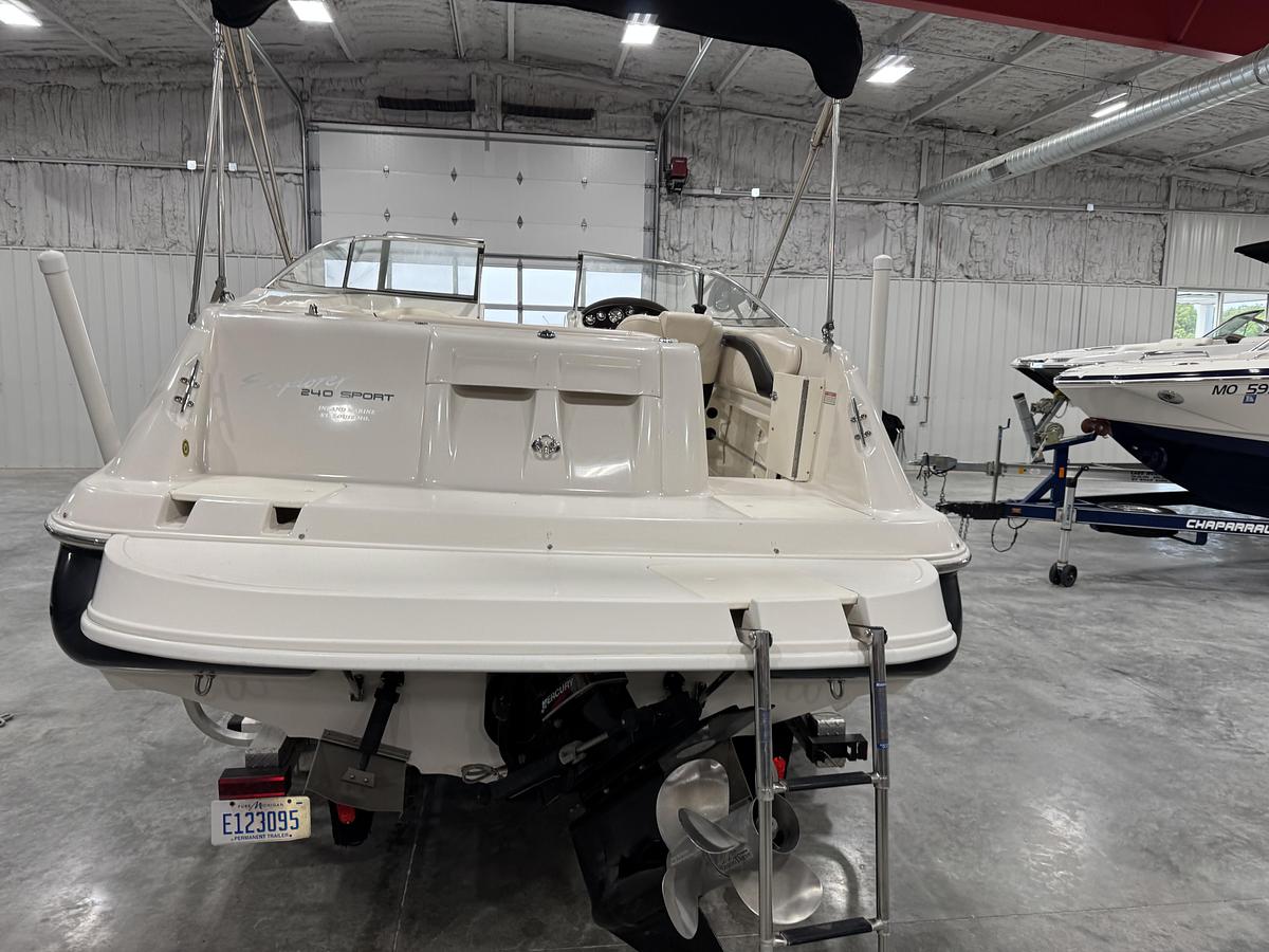 Used 2002 Monterey 240