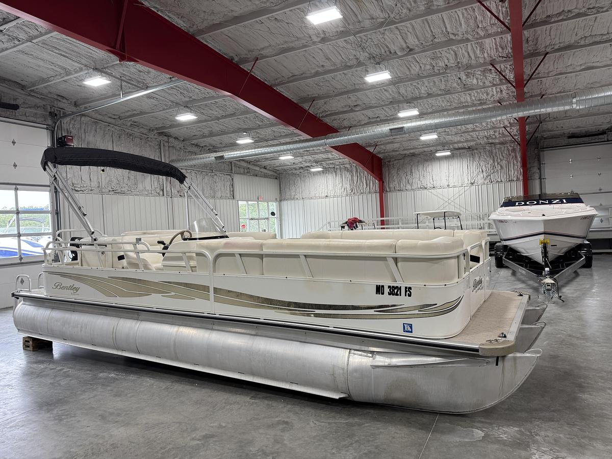 Used 2010 Bentley 243 Cruise