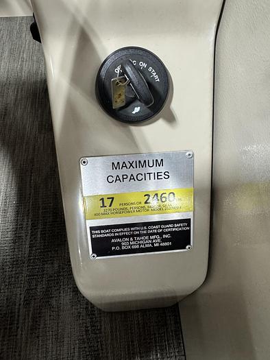 Used 2022 Avalon Catalina 2585