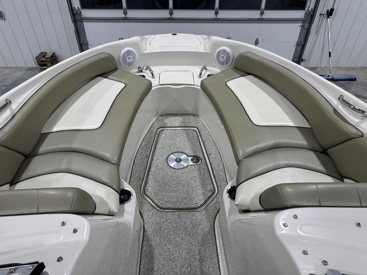 Used 2005 Sea Ray 240 Sundeck