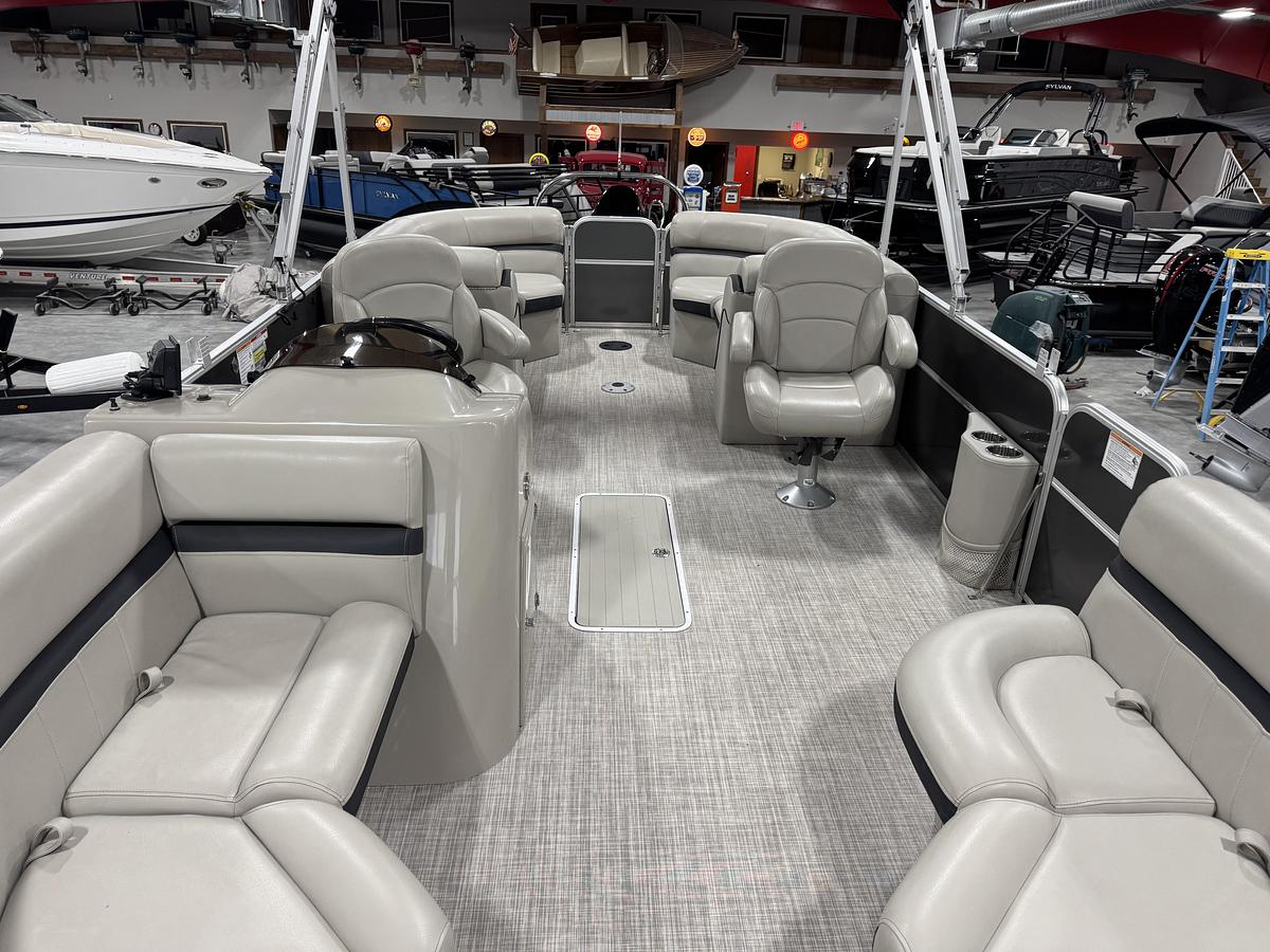 Used 2018 South Bay 220