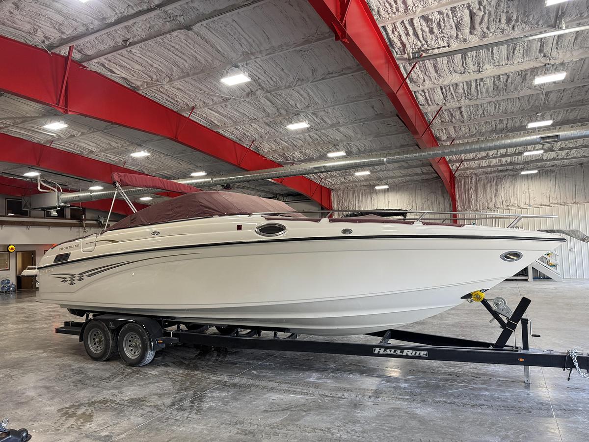 Used 2001 Crownline 288 BR