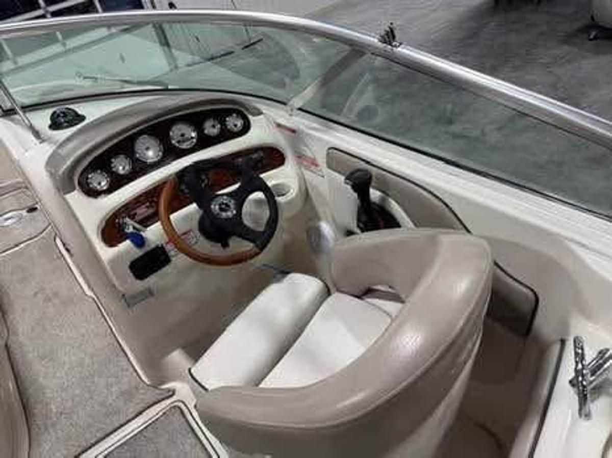 Used 2004 Sea Ray 270 Sundeck